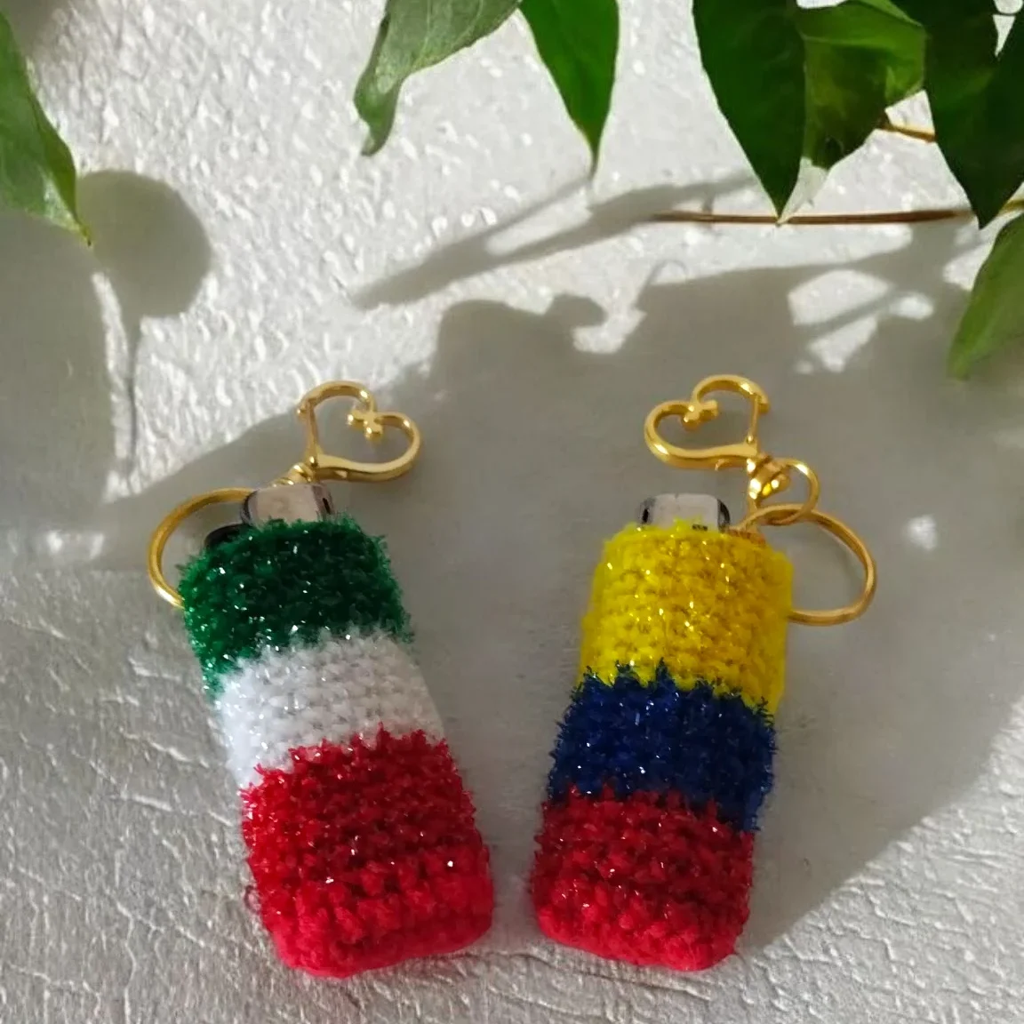 Knitted case for a lighter